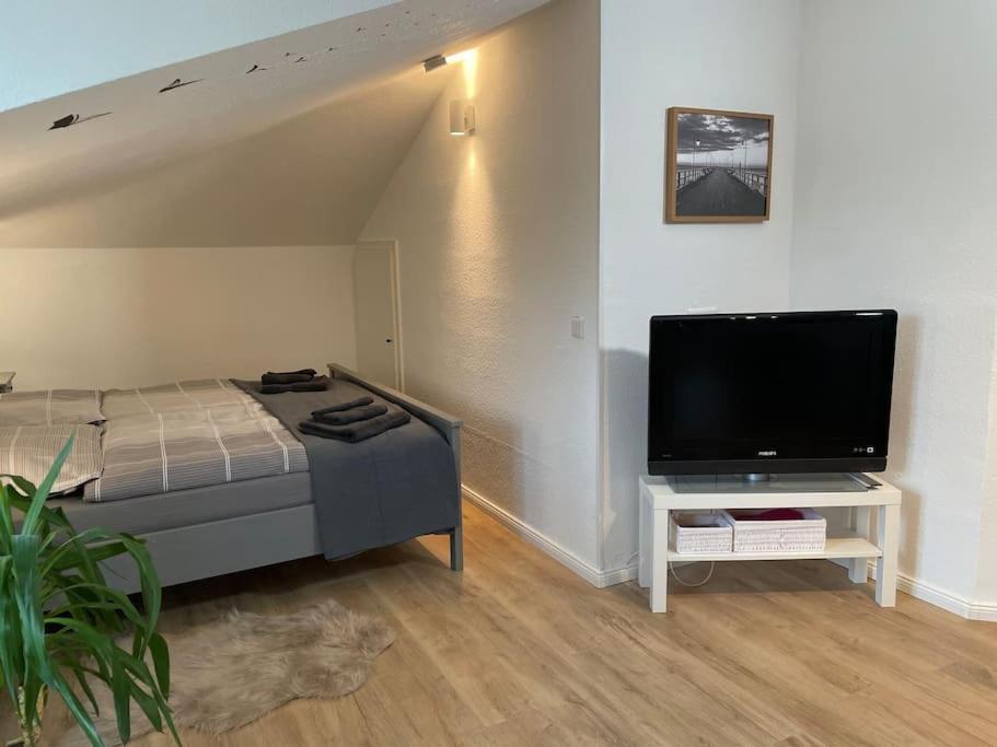 Modernes Apartment I In Oldenburg Buitenkant foto