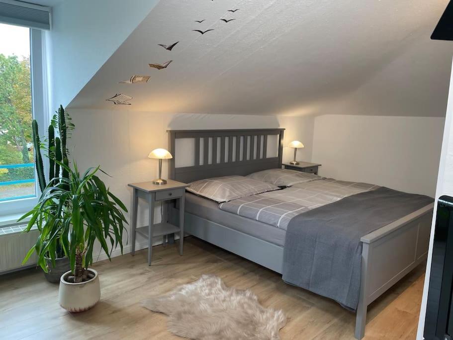 Modernes Apartment I In Oldenburg Buitenkant foto