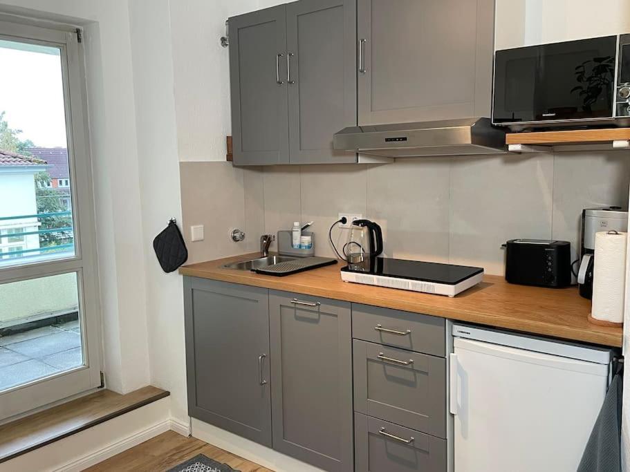 Modernes Apartment I In Oldenburg Buitenkant foto